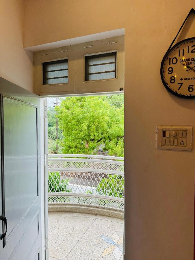 Anandmai Ghar - A Homestay In Gwalior Exterior photo